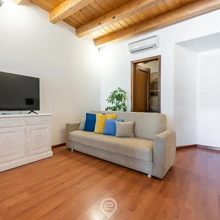 아파트 San Domenico Charm