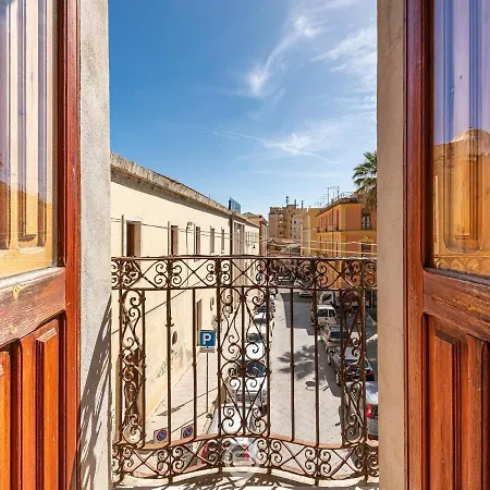 アパート San Domenico Charm カリアリ